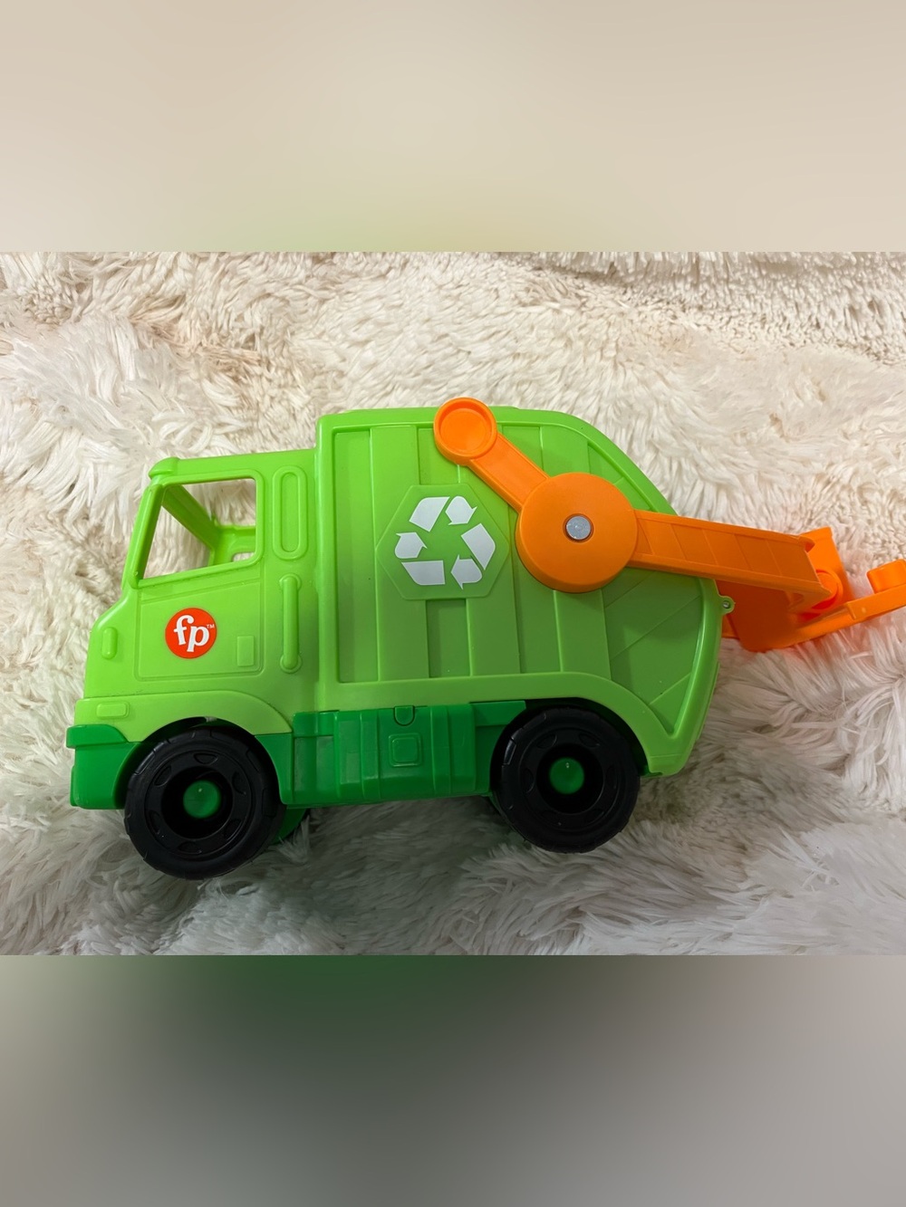 Fisher-Price Little People recycling truck with songs